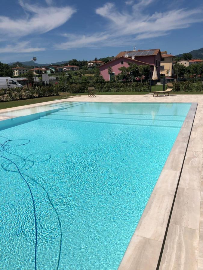 Agriturismo Casa Rosa ลุคคา ภายนอก รูปภาพ